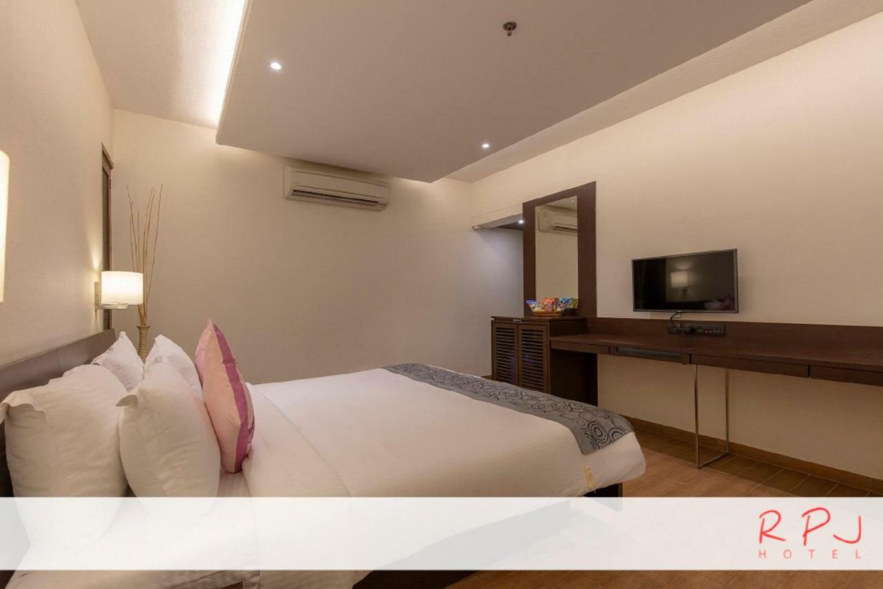 Rpj Hotel Rajkot Luaran gambar