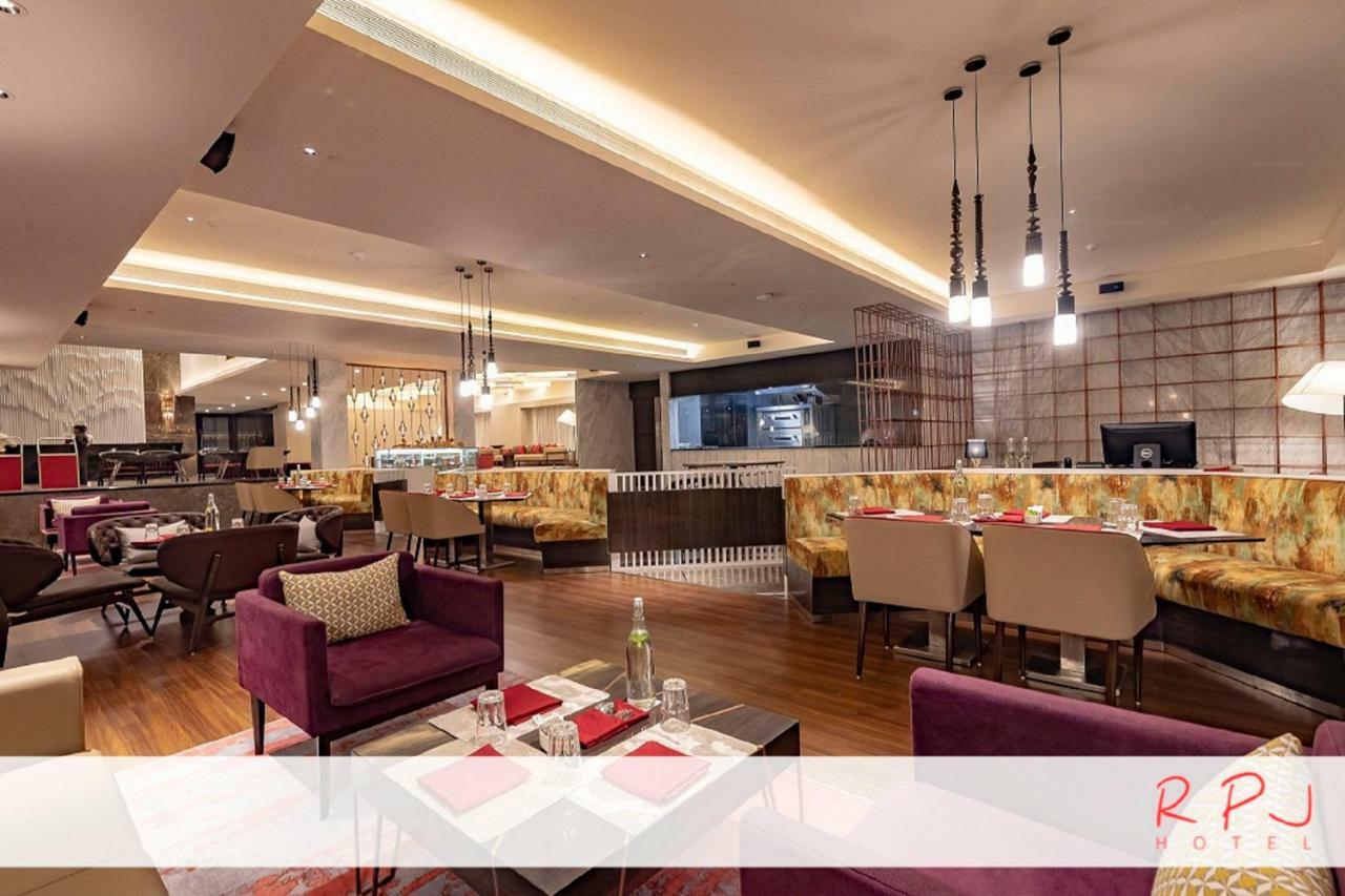 Rpj Hotel Rajkot Luaran gambar