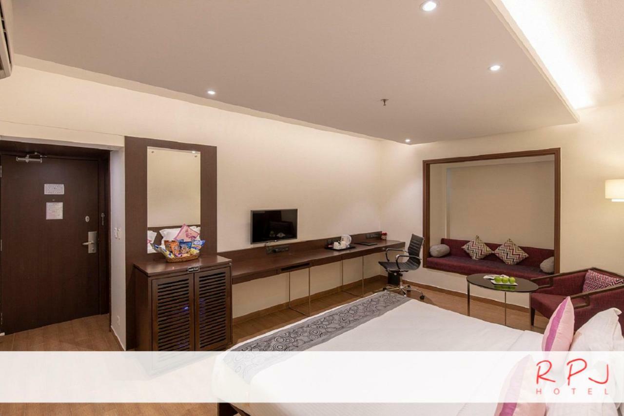 Rpj Hotel Rajkot Luaran gambar